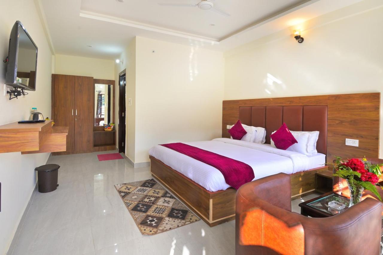 La Riqueza Dhanolti View # Near To Eco Park & Surkanda Devi Temple # Mountain View Rooms With Balcony # Big Parking # Customer Favourite Hotel 다나울티 외부 사진