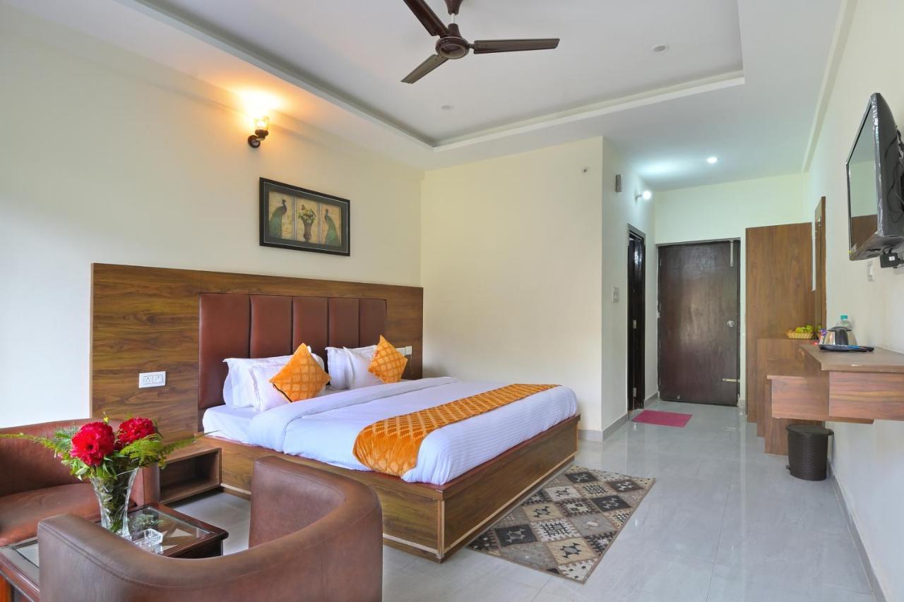 La Riqueza Dhanolti View # Near To Eco Park & Surkanda Devi Temple # Mountain View Rooms With Balcony # Big Parking # Customer Favourite Hotel 다나울티 외부 사진